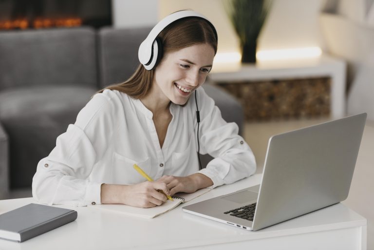 Online Eğitim Kursları | E-Devlet Sorgulanabilir & Üniversite Onaylı Sertifika